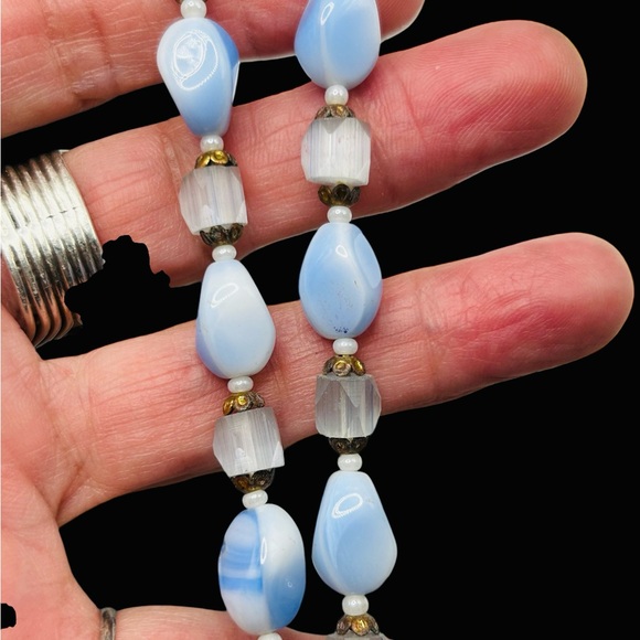 Vintage Baby Blue Atlas Glass & Molded Glass Necklace - Picture 4 of 4